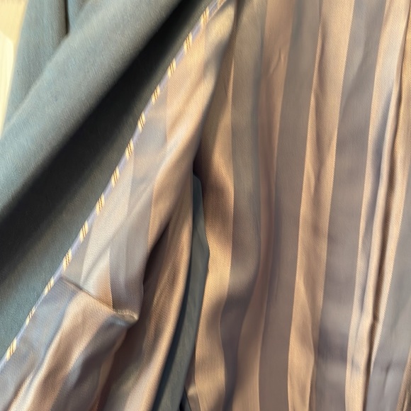 See next losing for matching pant. Linen blazer perfect for summer - Picture 4 of 7